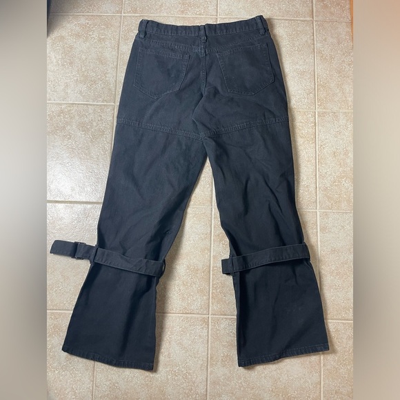 Hot Topic Black Cargo Buckle Straight Leg Pants 32W x 32L Grunge Skater Goth - Picture 2 of 8